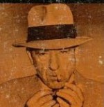 Frank Costello/Ocupó uno de los puestos más altos del mundo del crimen, controlando el juego