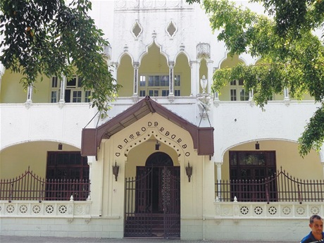 46A38095-C60F-477E-9AC5-5CB3968529ED.jpg__460__390__CROPz0x460y390