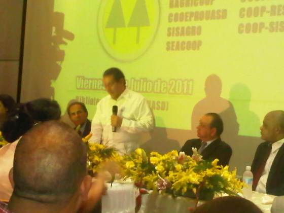 IMG01161-20110708-1703_2