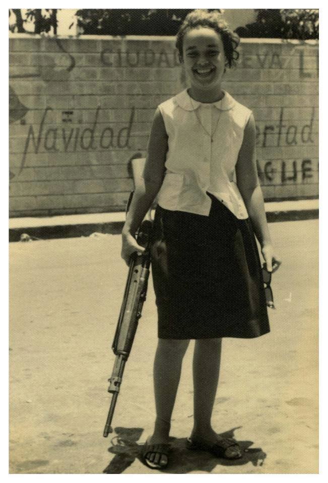 La imagen tiene un atributo ALT vacío; su nombre de archivo es Tina%2BBazuca%2B2.jpg